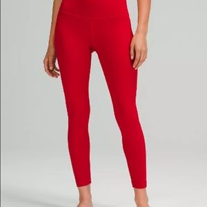 Lululemon women’s yoga high rise align pants 25”